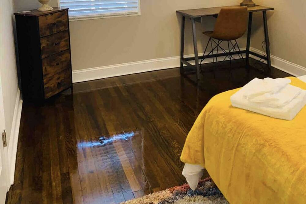 Photo of Bedroom in Lodi