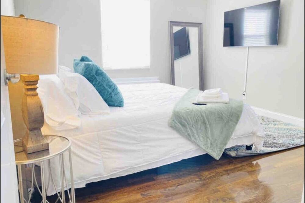 Photo of Bedroom in Lodi