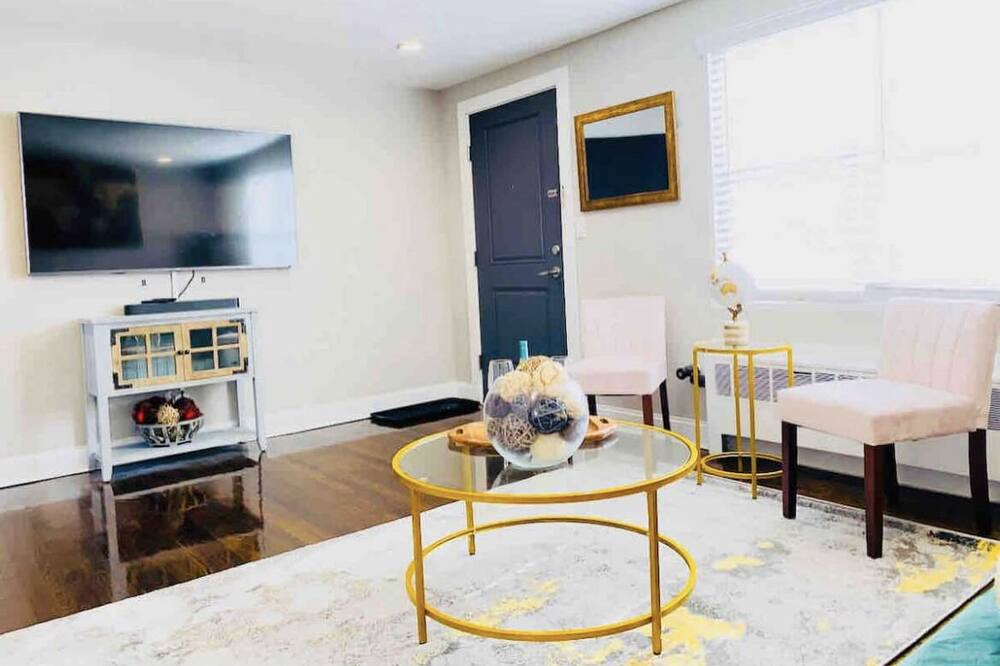 Photo of Bedroom in Lodi