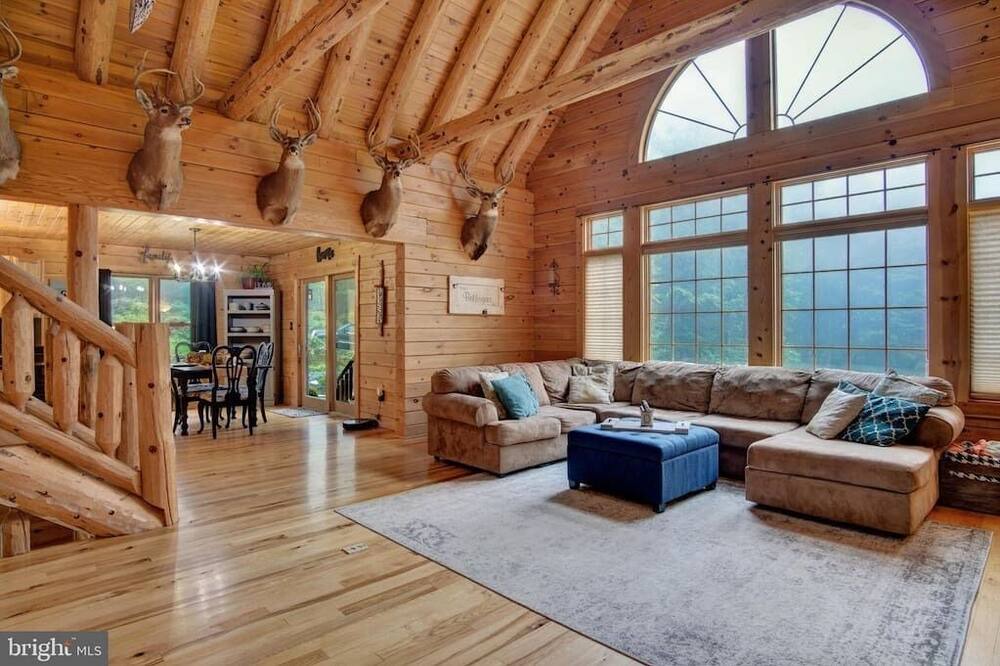 Photo of Livingroom in Orrtanna