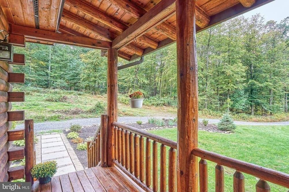 Photo of Patio Balcony in Orrtanna
