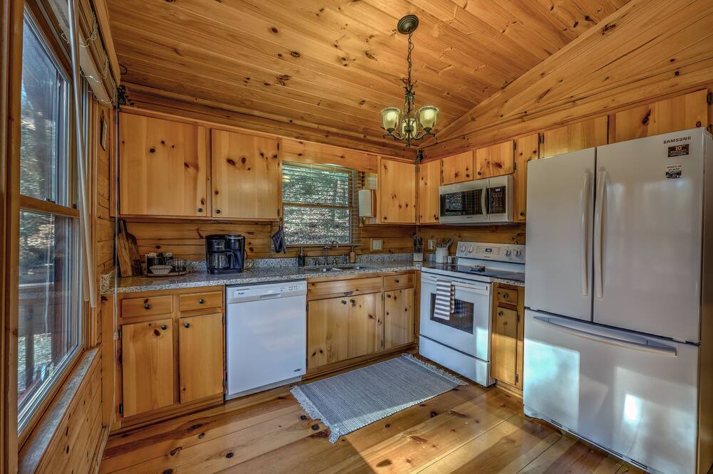 Photo of Kitchen in Hidden Lake