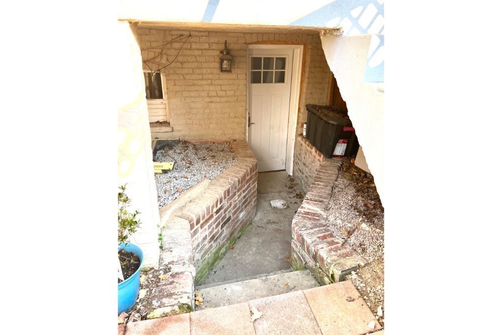 Photo of Outdoor in Near Northeast