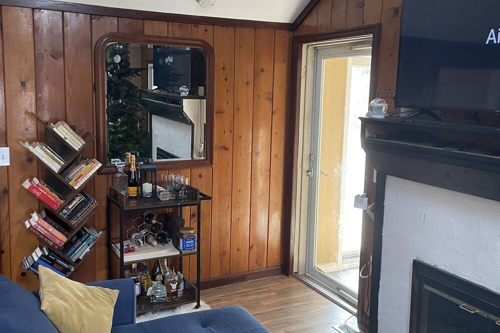 Photo of Livingroom in Wantage
