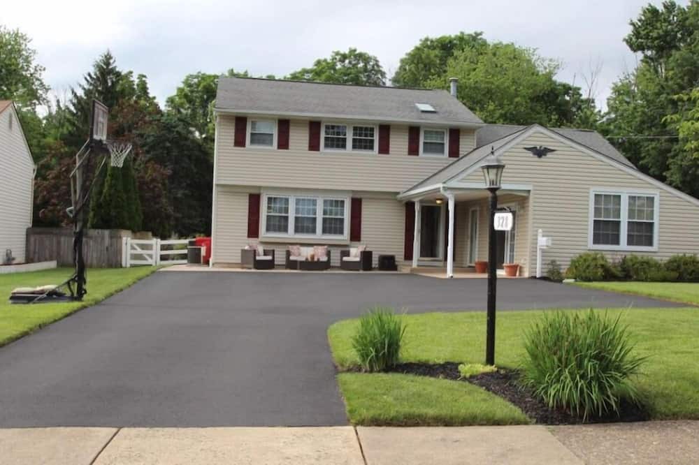 Photo of Outdoor in Warminster