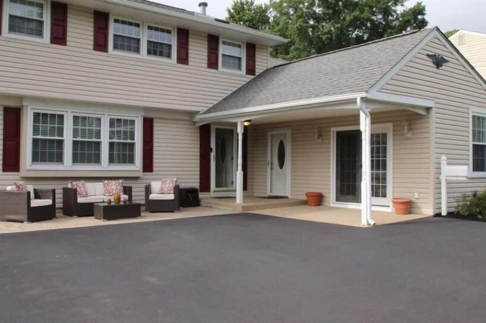 Photo of Outdoor in Warminster