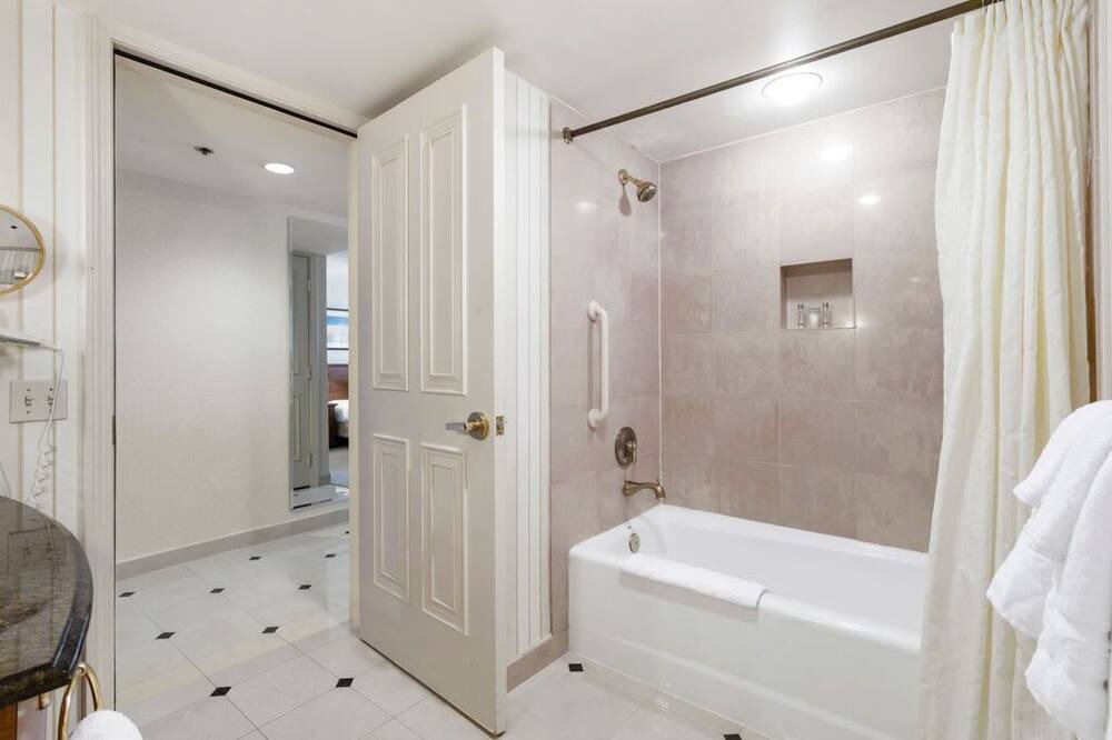 Photo of Bathroom in Atlantic City