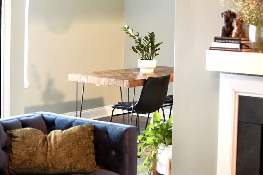 Photo of Livingroom in Columbia
