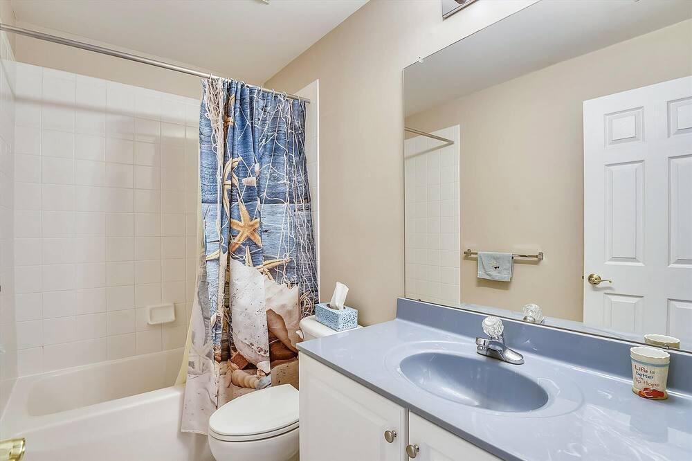 Photo of Bathroom in Ocean View