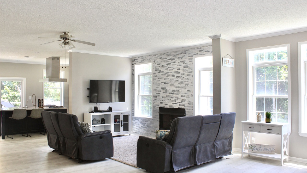 Photo of Livingroom in Lancaster