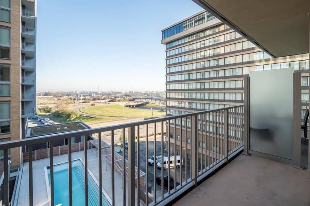 Photo of Patio Balcony in Crystal City