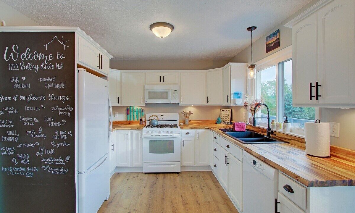 Photo of Kitchen in North Canton