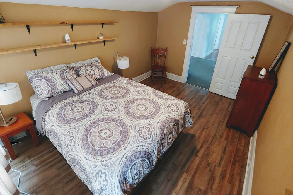 Photo of Bedroom in Ellerslie