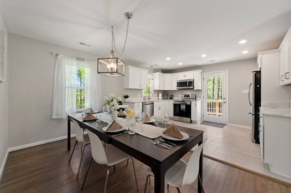 Photo of Kitchen in Warrenton