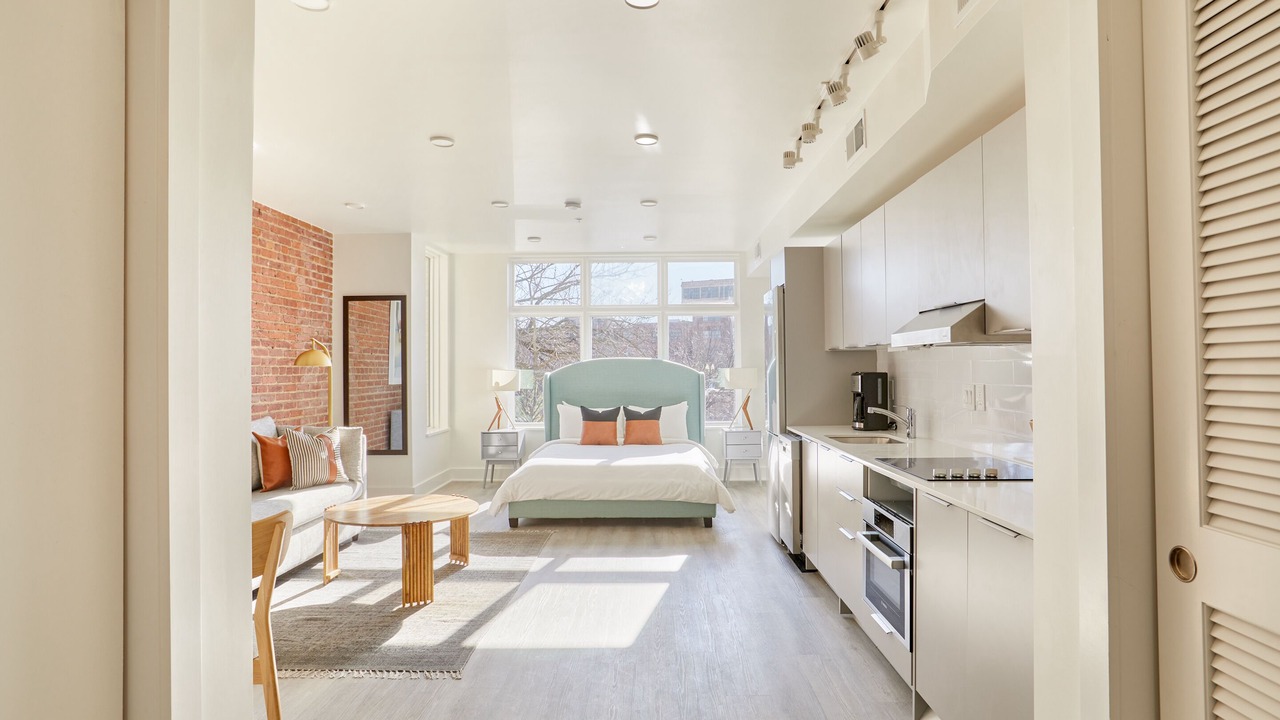 Photo of Livingroom in Navy Yard