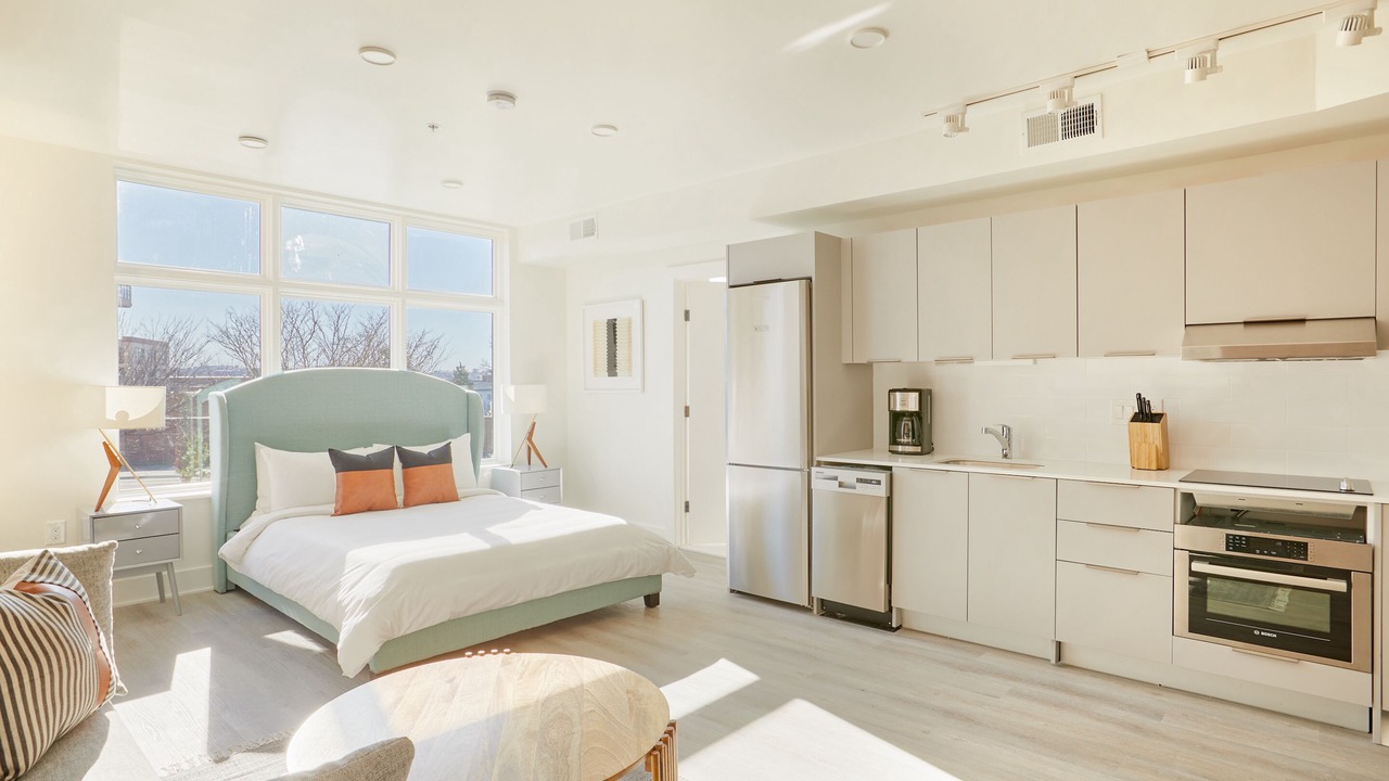 Photo of Livingroom in Navy Yard