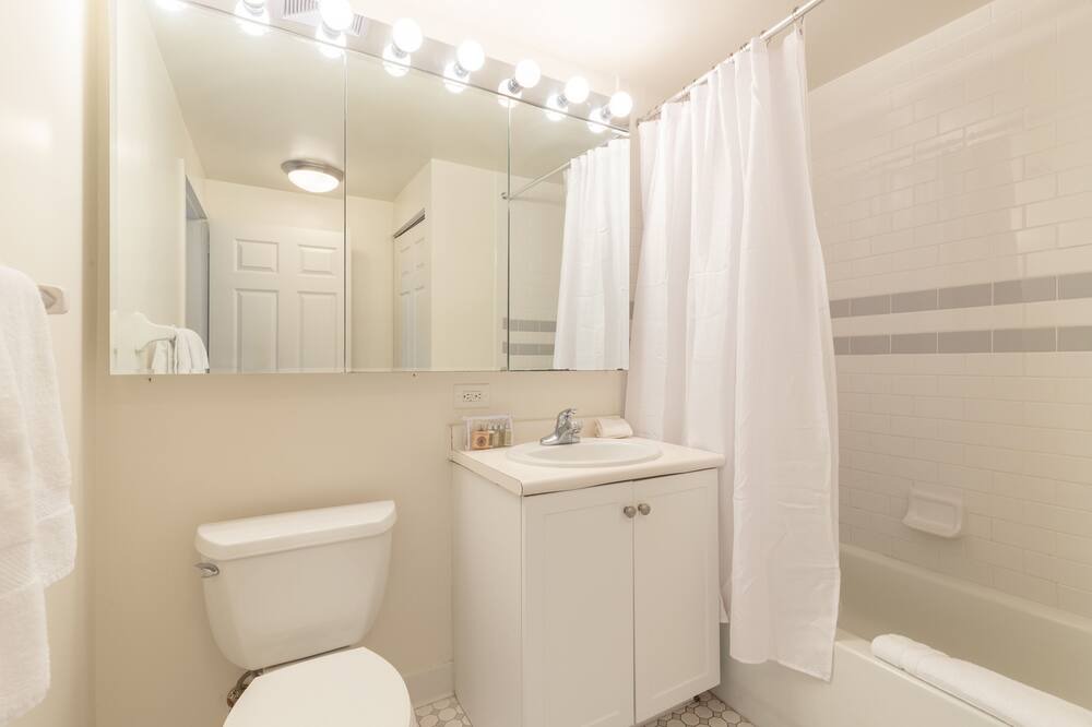 Photo of Bathroom in Downtown Jersey City