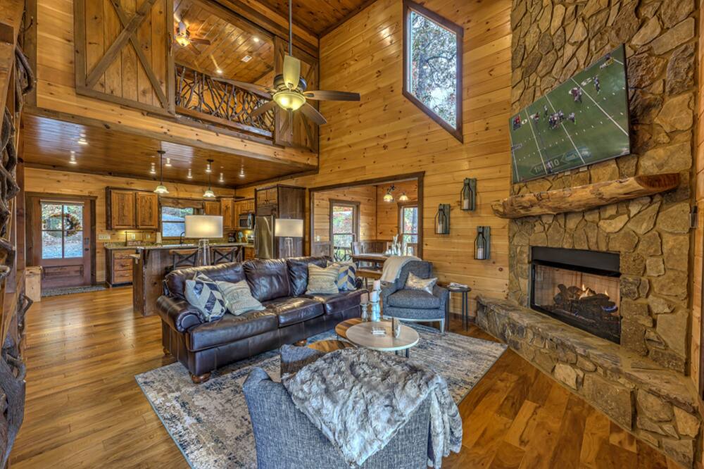 Photo of Livingroom in Blue Ridge