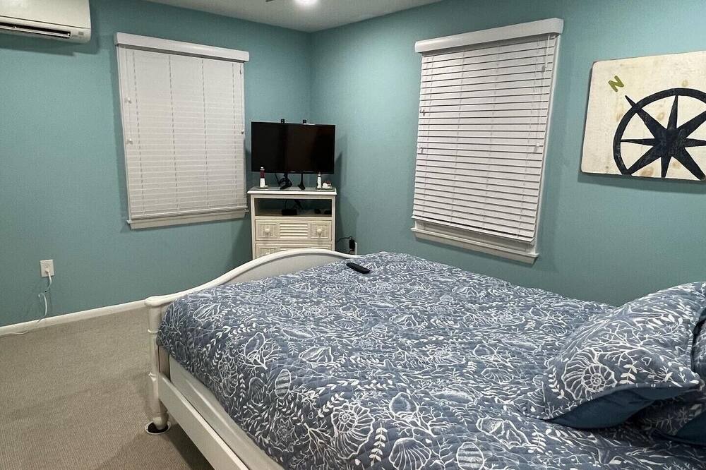 Photo of Bedroom in Sea Isle City