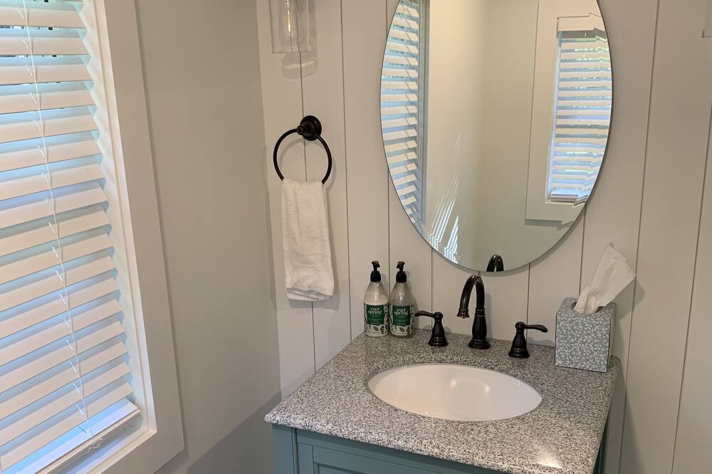 Photo of Bathroom in Cresco