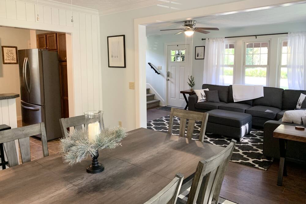 Photo of Livingroom in Cresco