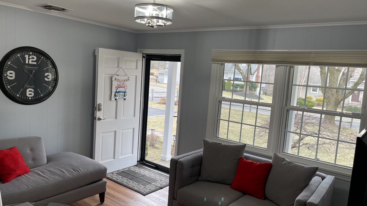Photo of Livingroom in North Caldwell