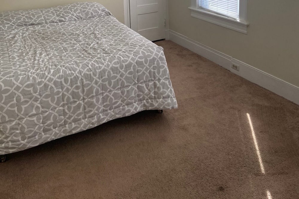 Photo of Bedroom in Red Bank