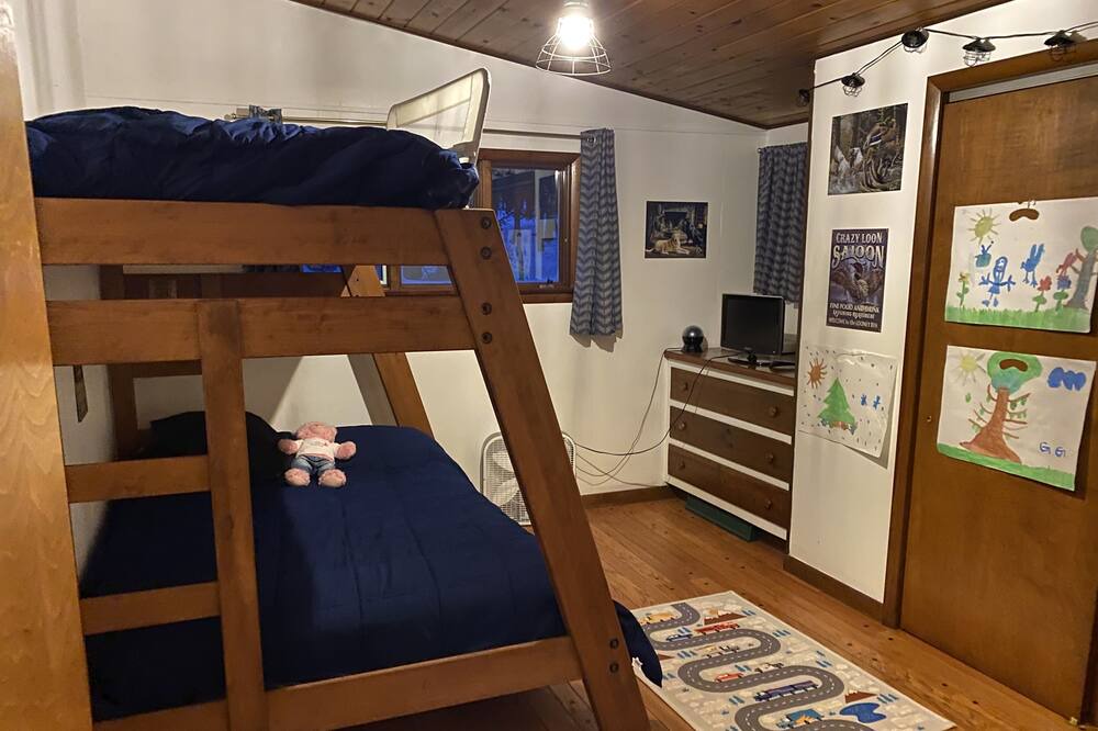 Photo of Bedroom in Indian Lake