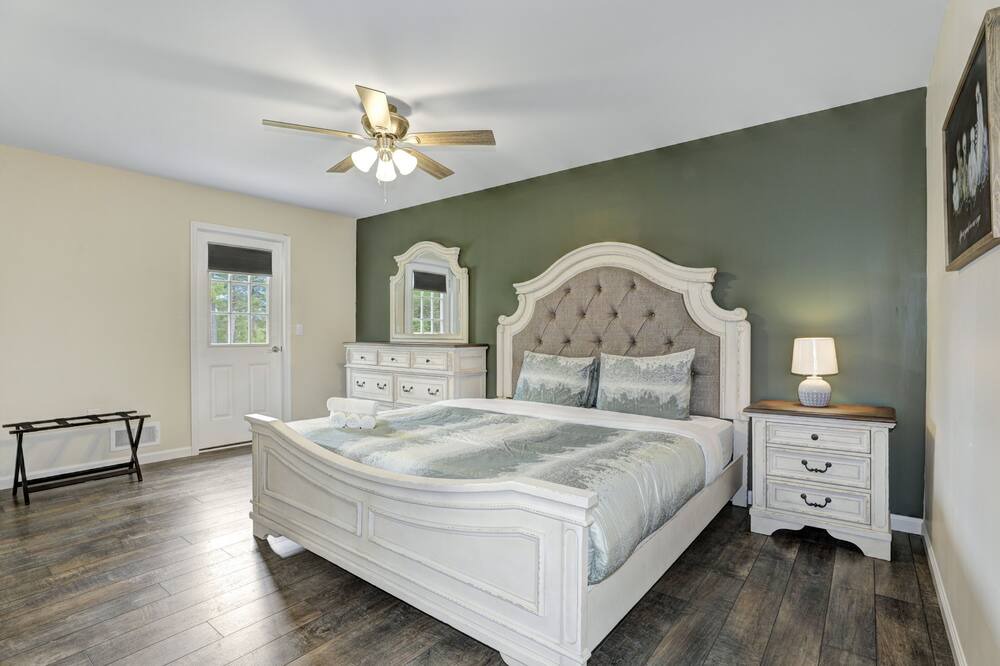 Photo of Bedroom in Blakeslee