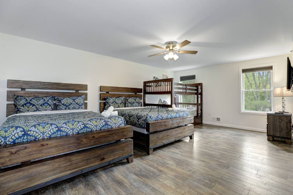 Photo of Bedroom in Blakeslee
