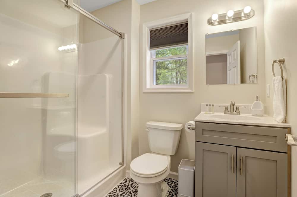 Photo of Bathroom in Blakeslee