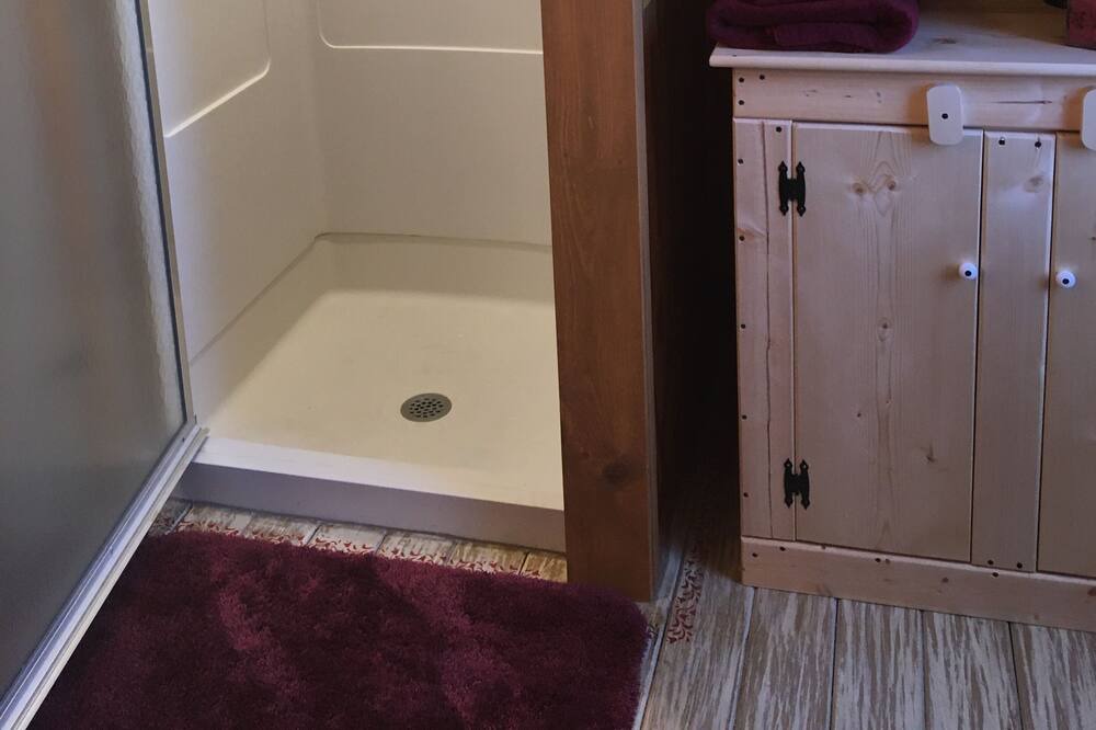 Photo of Bathroom in Metamora