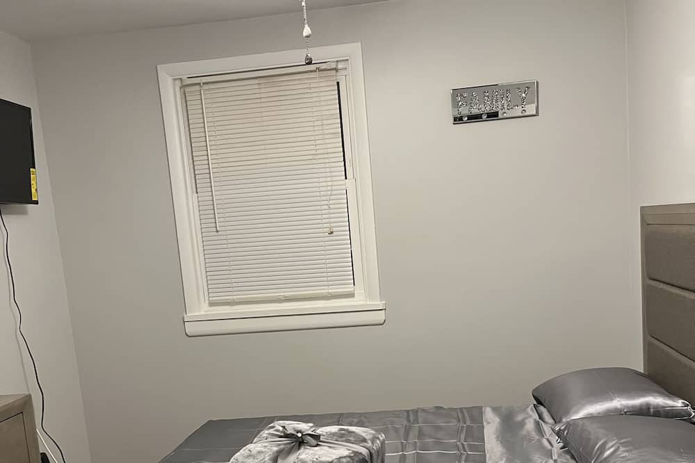 Photo of Bedroom in Grenloch
