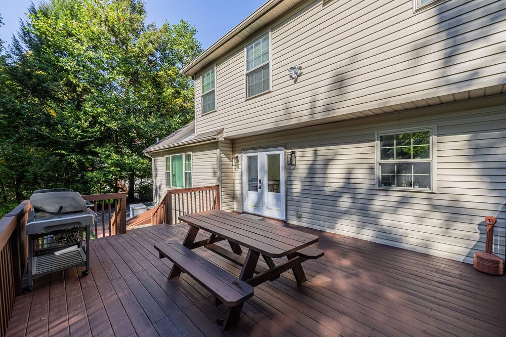 Photo of Patio Balcony in Henryville