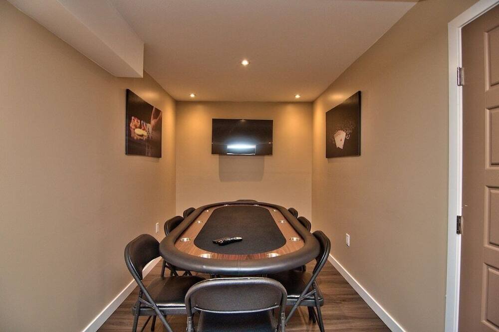 Photo of Bedroom in Henryville