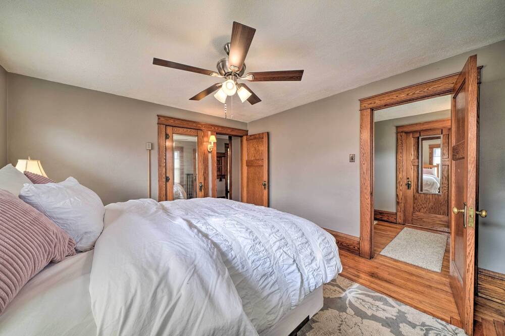 Photo of Bedroom in North Lima