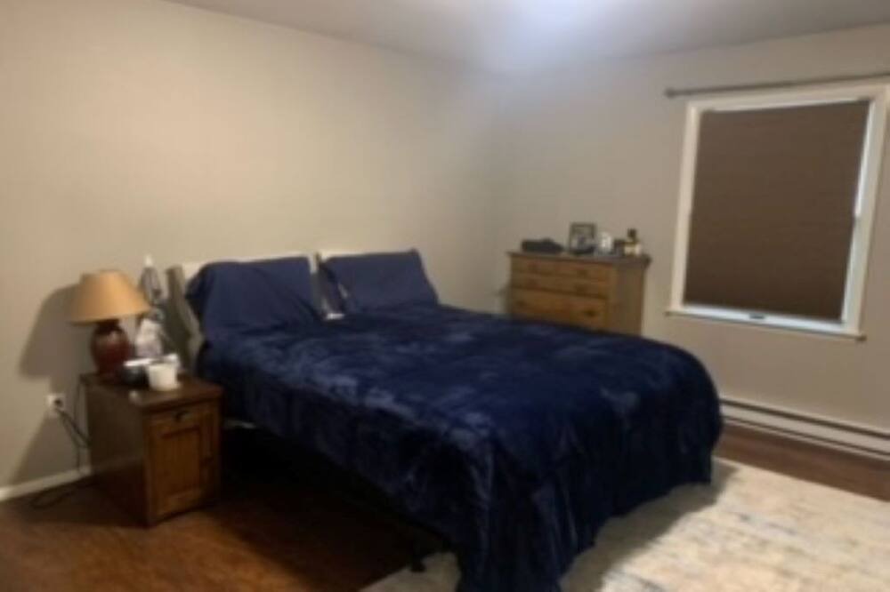Photo of Bedroom in Bellefonte