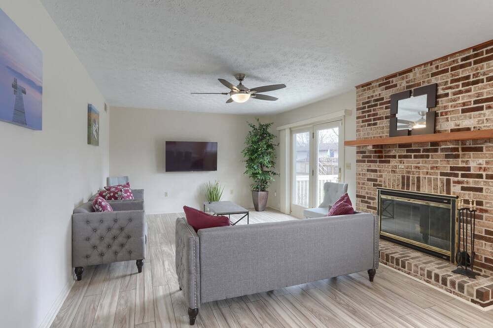 Photo of Livingroom in Harrisburg