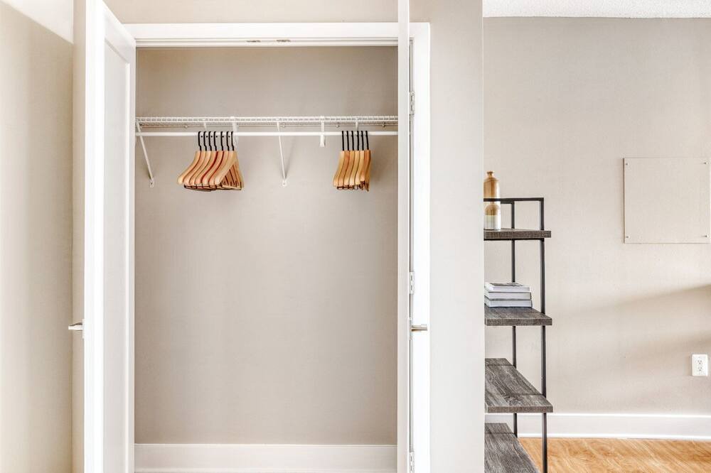 Photo of Bedroom in Crystal City