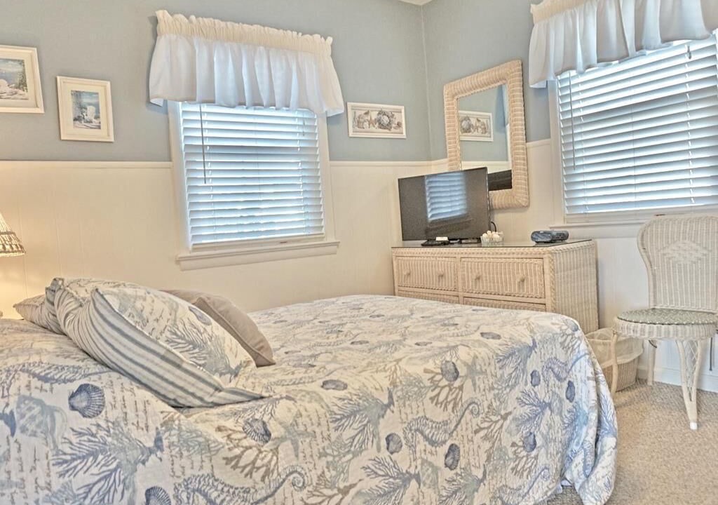 Photo of Bedroom in Avalon