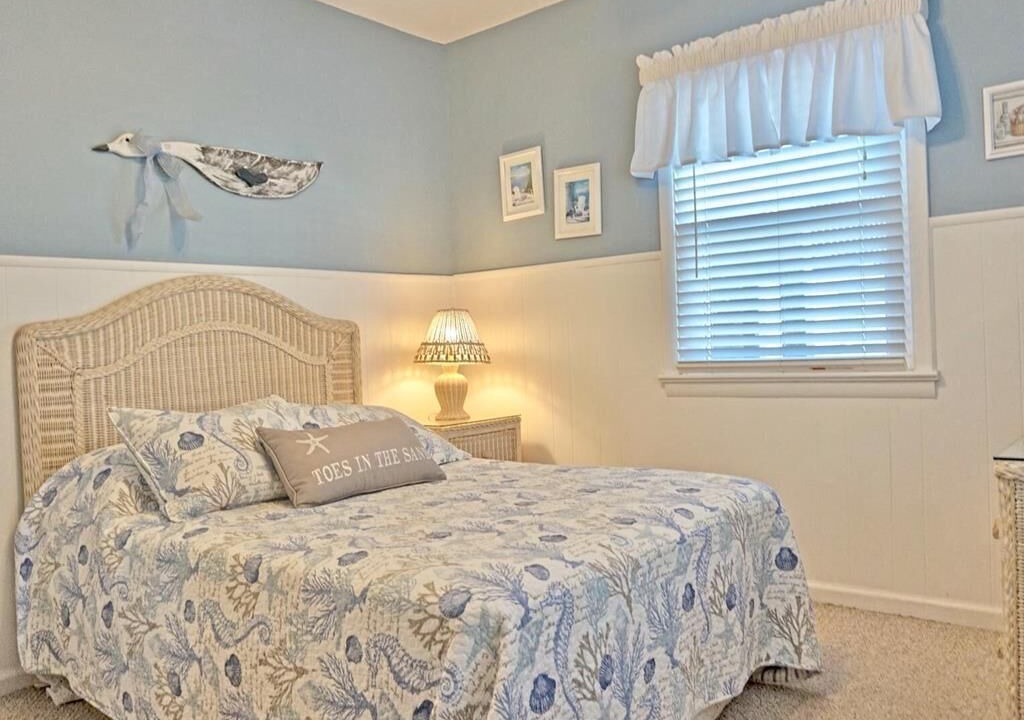 Photo of Bedroom in Avalon