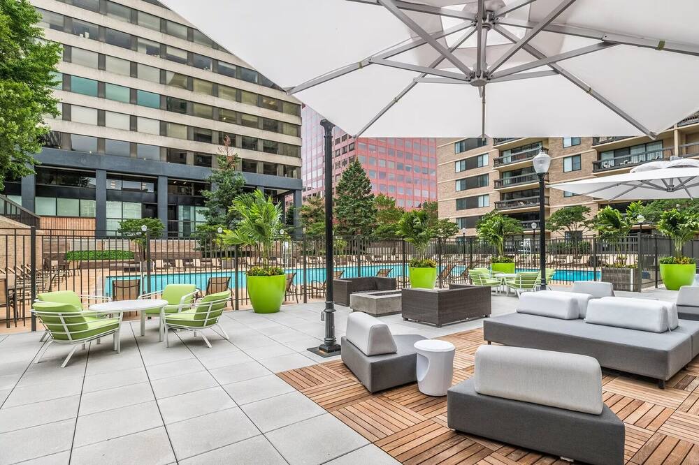 Photo of Patio Balcony in Crystal City