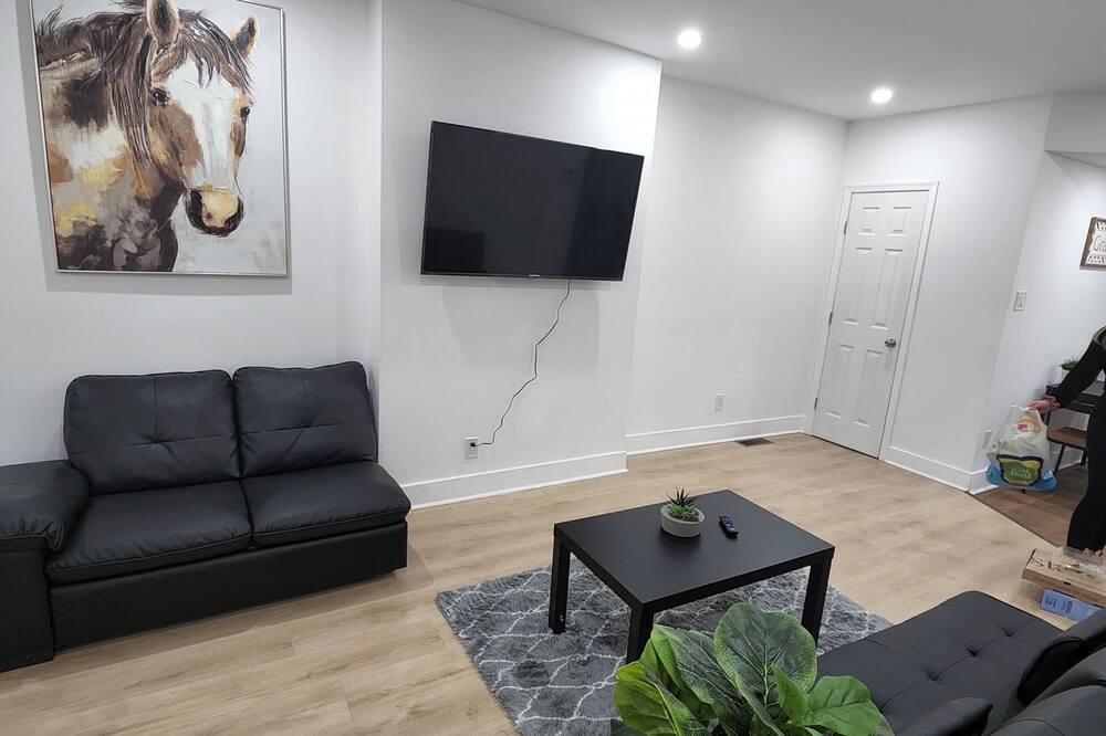 Photo of Livingroom in South Philadelphia