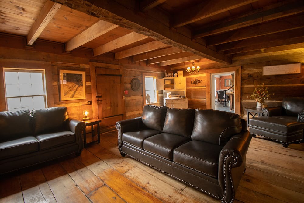 Photo of Livingroom in Buckhannon