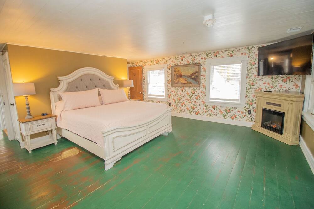 Photo of Bedroom in Buckhannon