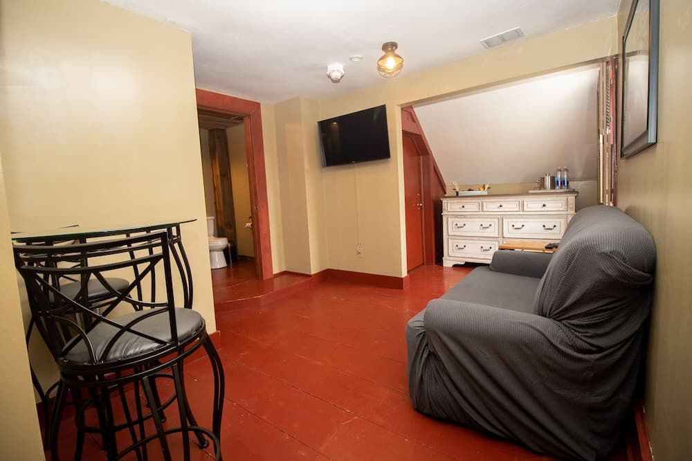 Photo of Livingroom in Buckhannon