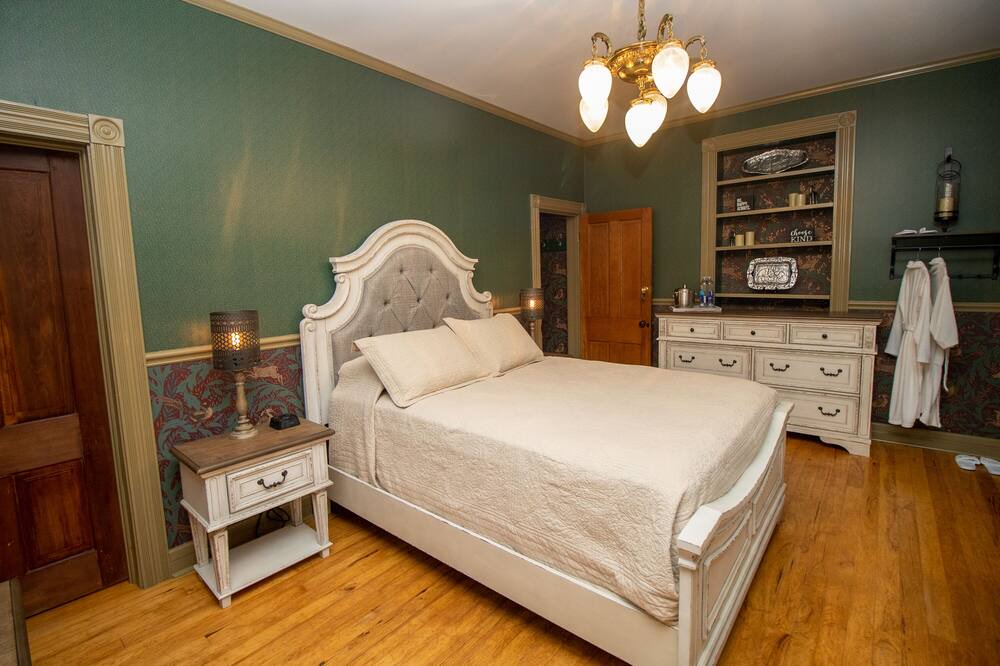 Photo of Bedroom in Buckhannon