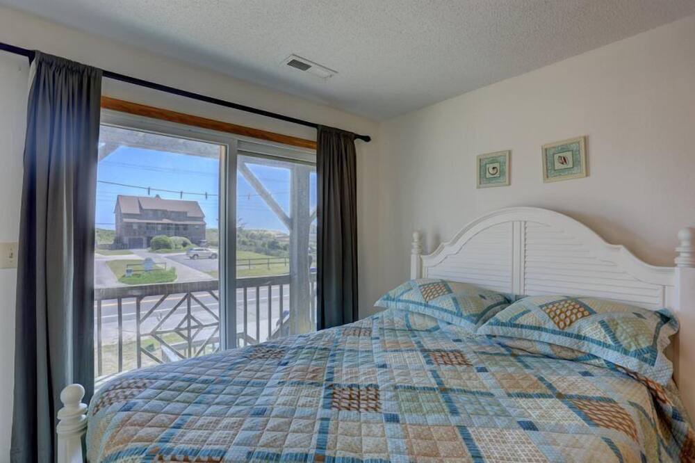 Photo of Bedroom in Nags Head