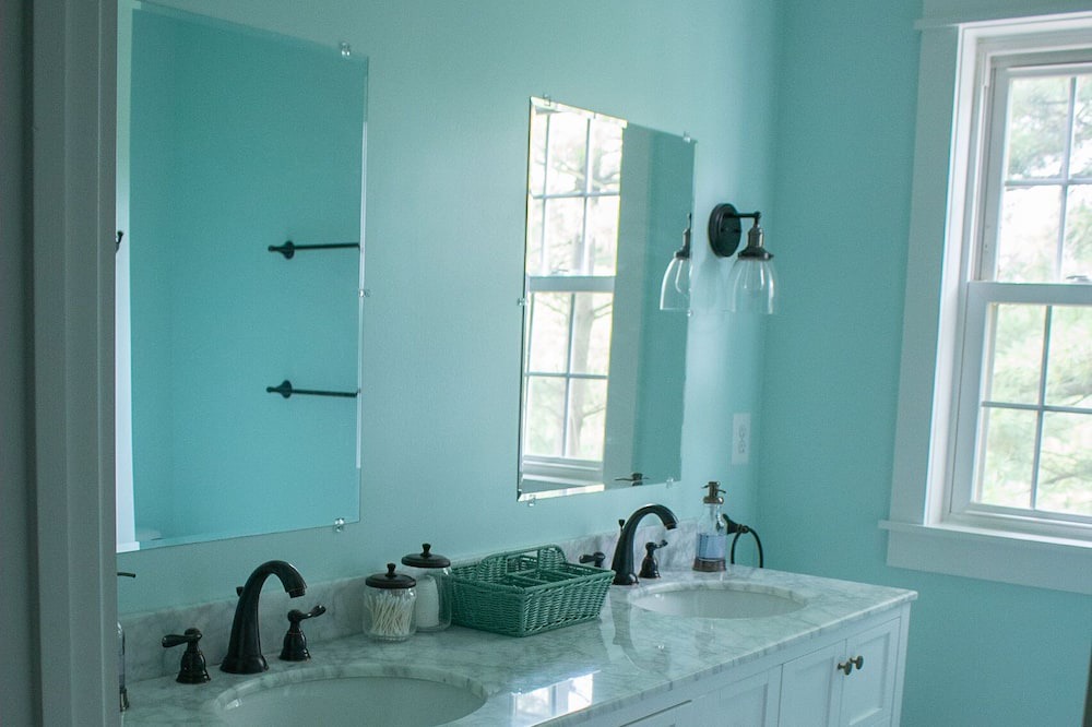 Photo of Bathroom in New Midway