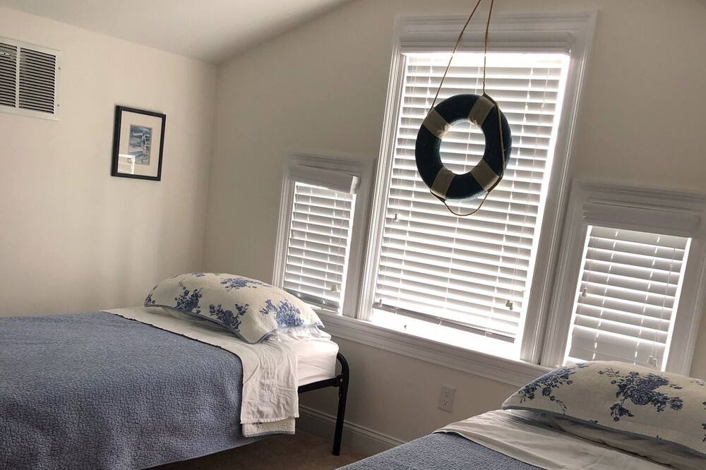 Photo of Bedroom in Margate City